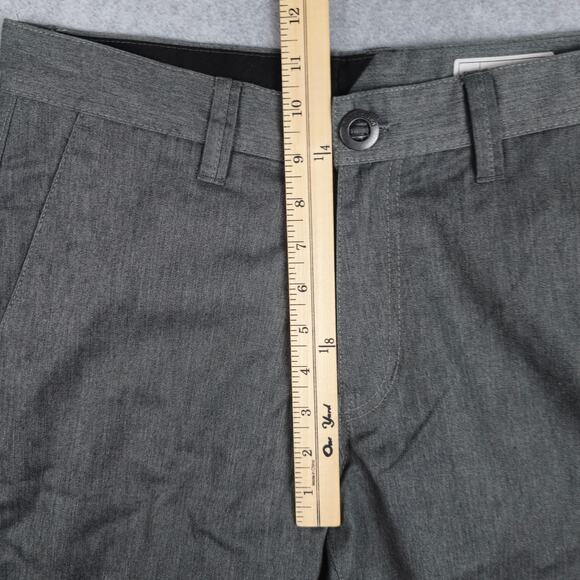 NWT Volcom Mens 29 Charcoal Gray Flat Front Chino Golf Shorts - Picture 11 of 15